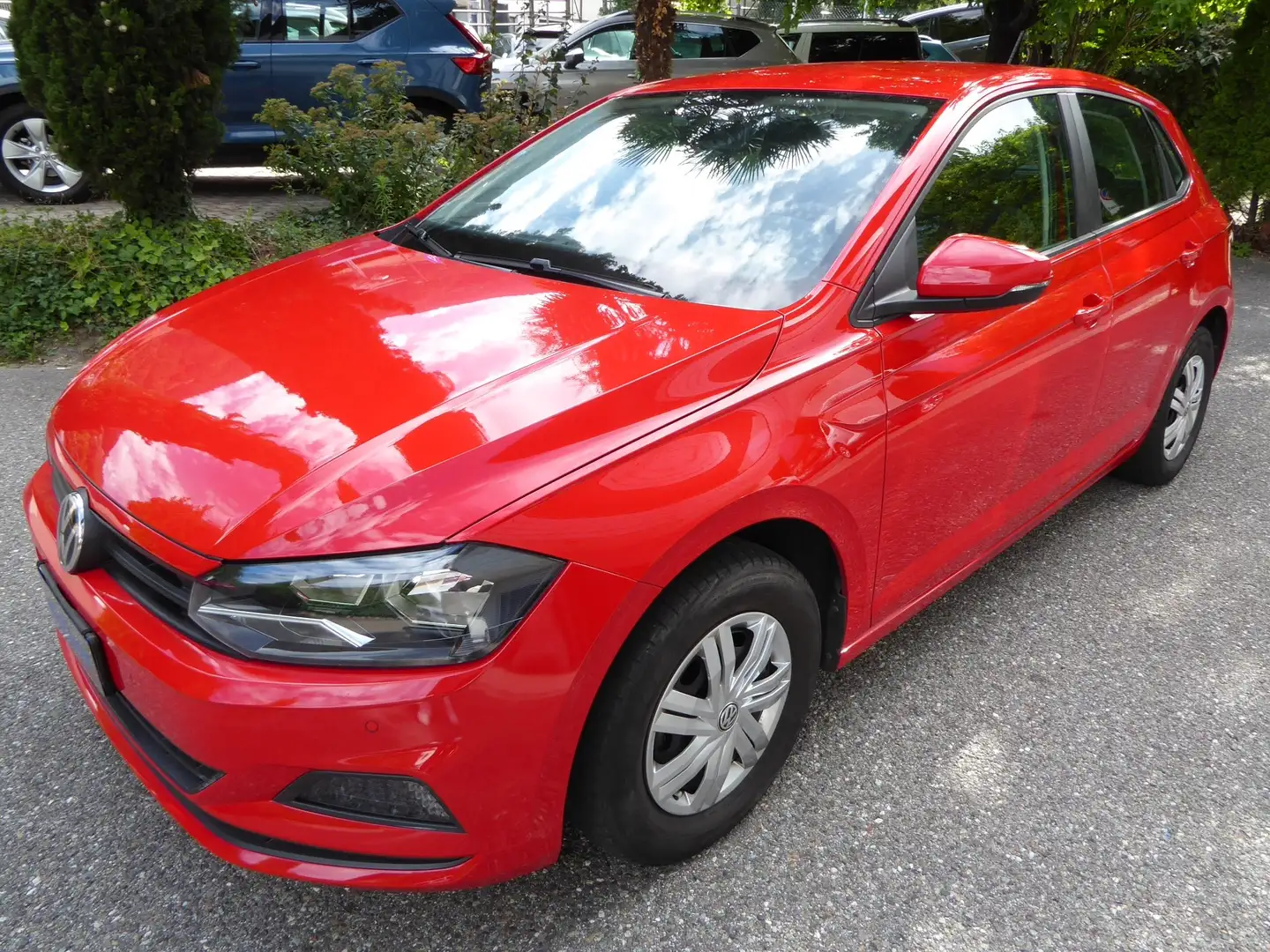 Volkswagen Polo Polo 5p 1.0 TRENDLINE 80cv Rosso - 1
