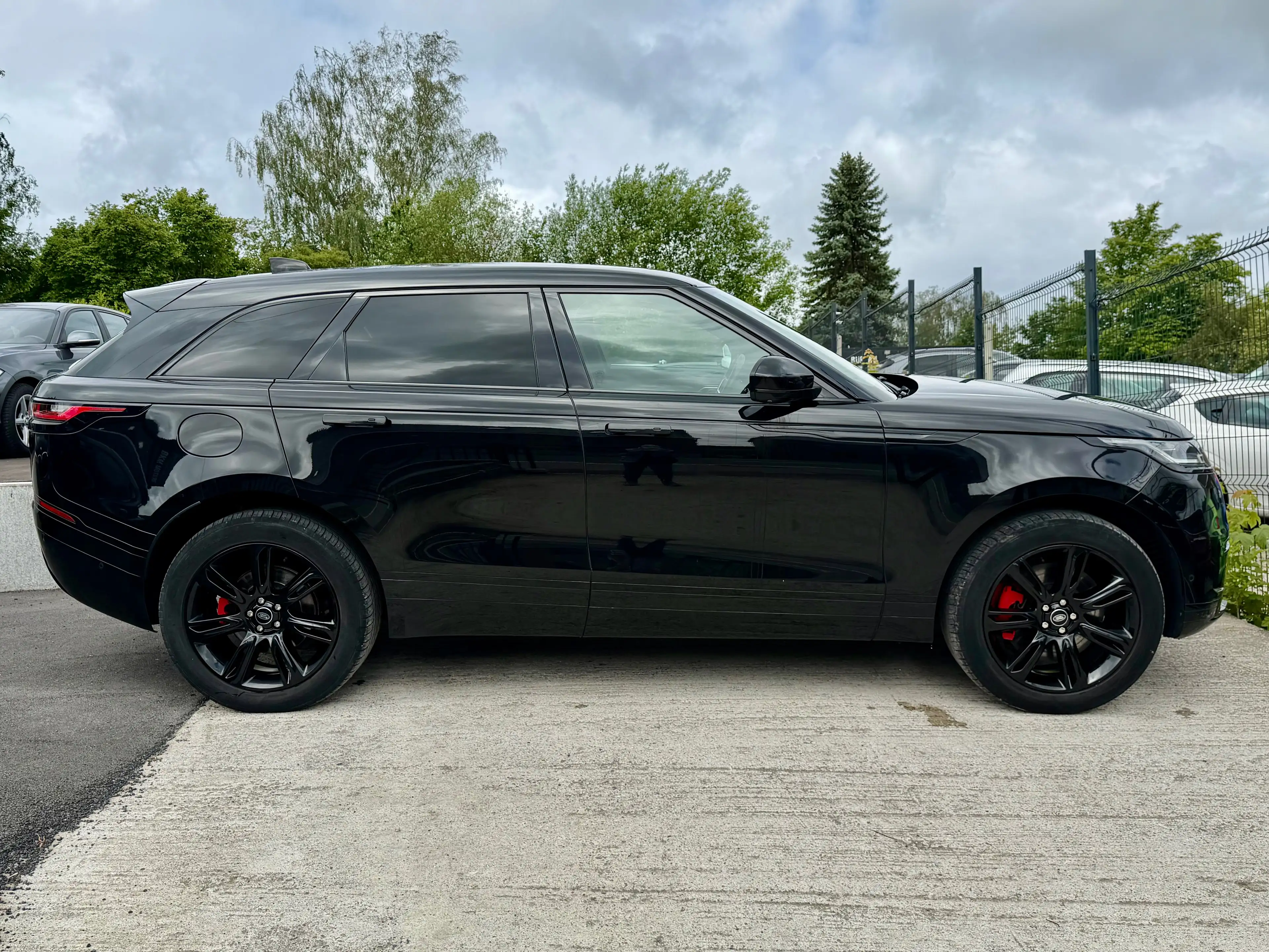Land Rover Range Rover Velar — photo 3