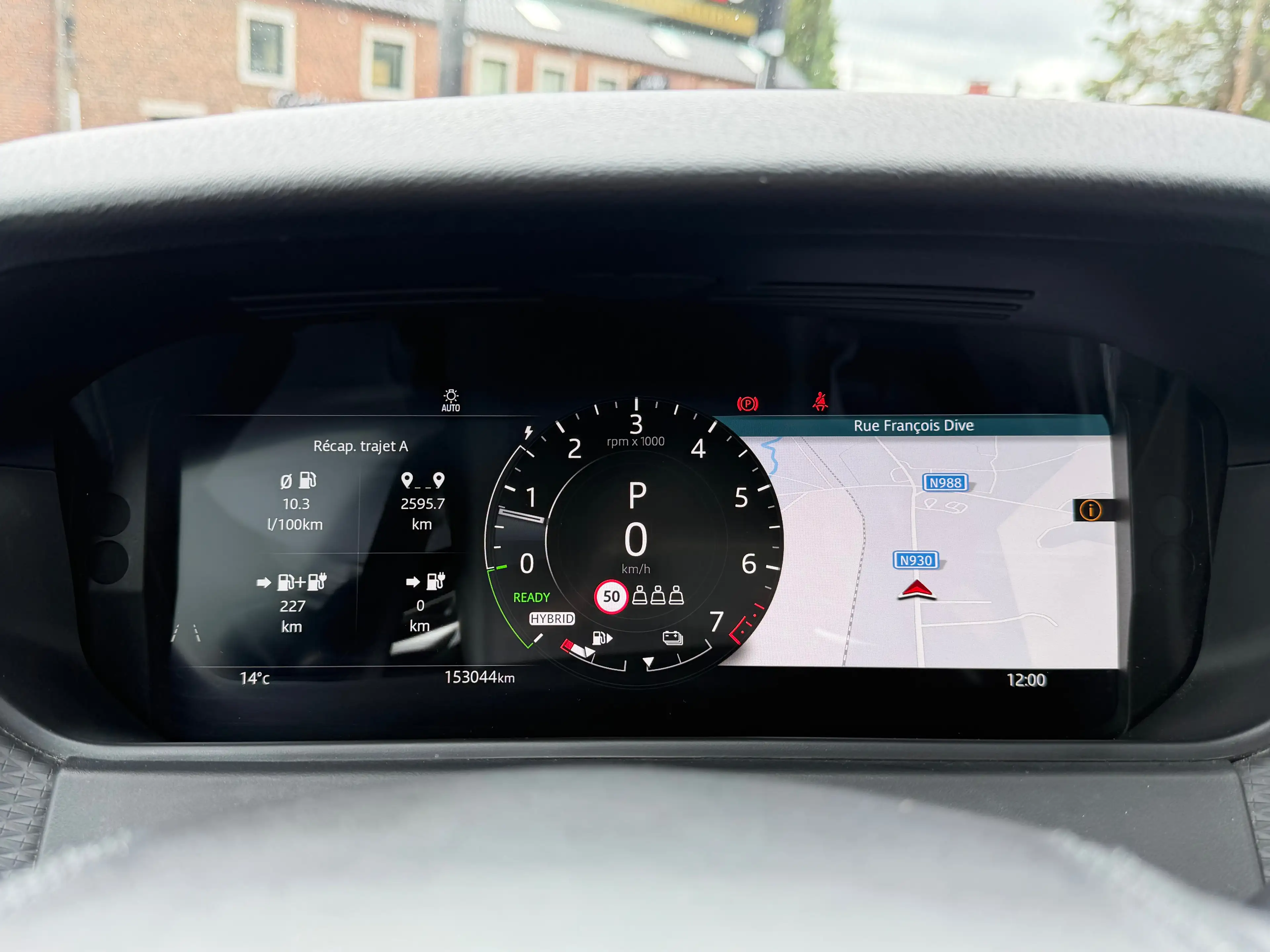 Land Rover Range Rover Velar — photo 12
