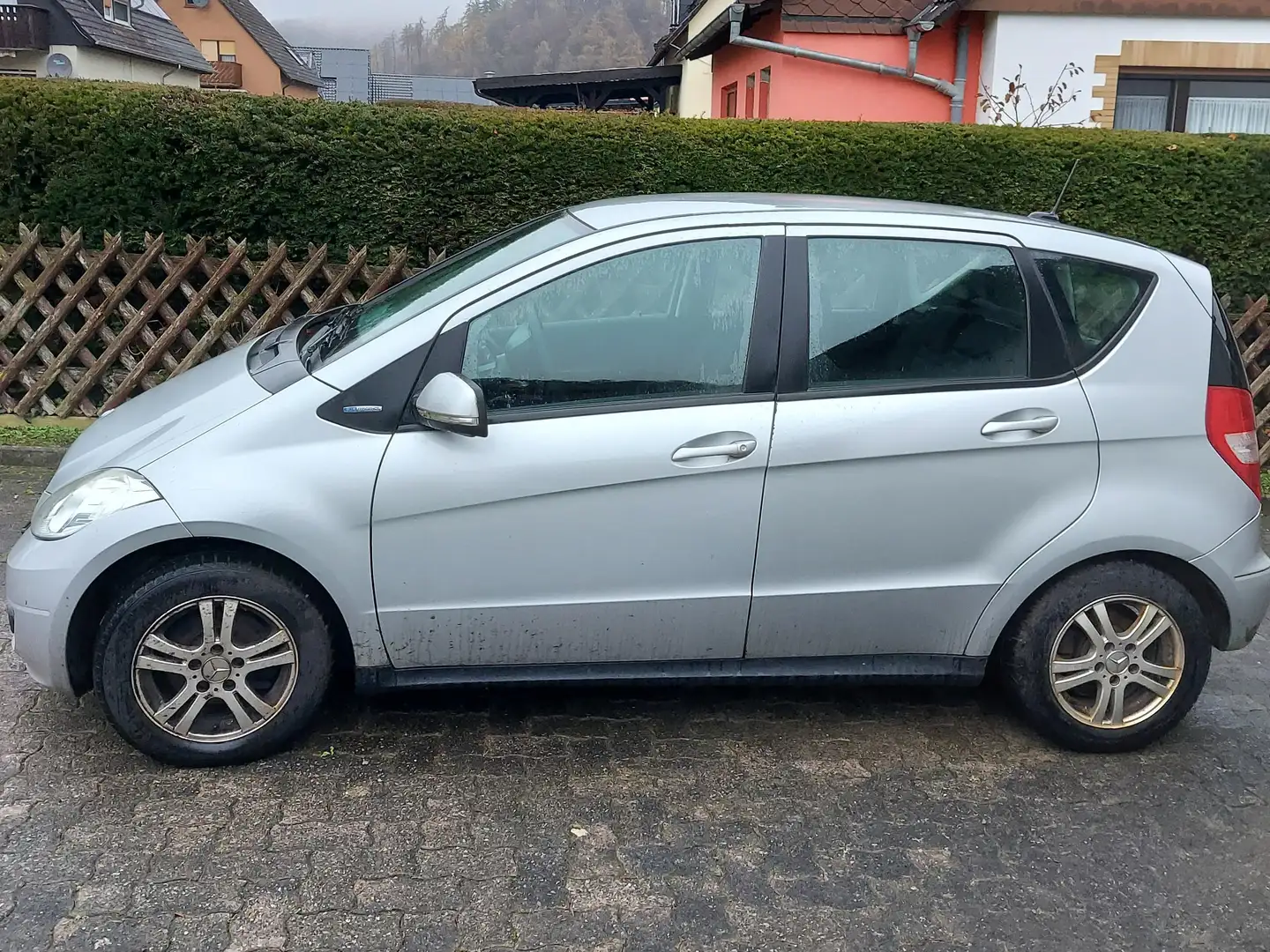 Mercedes-Benz A 160 A 160 Blue EFFICIENCY Grau - 2