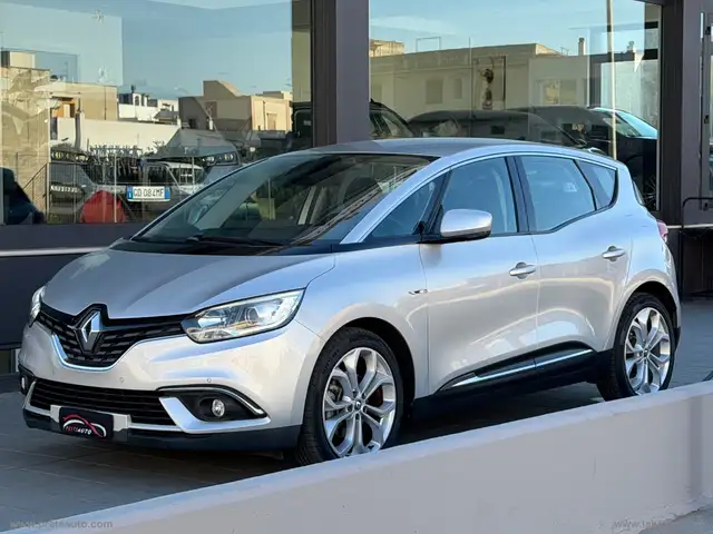 Renault Scenic dCi 8V 110 CV EDC Energy Intens