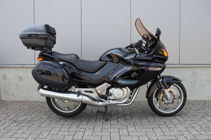 Honda Deauville NT650V