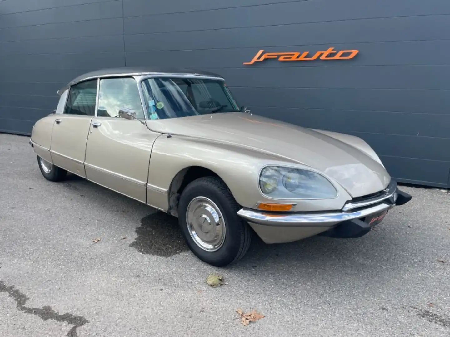 Citroen DS PALLAS INJECTION Gris - 1