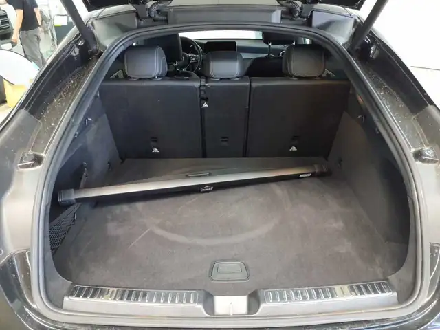 Mercedes-Benz GLC view 15