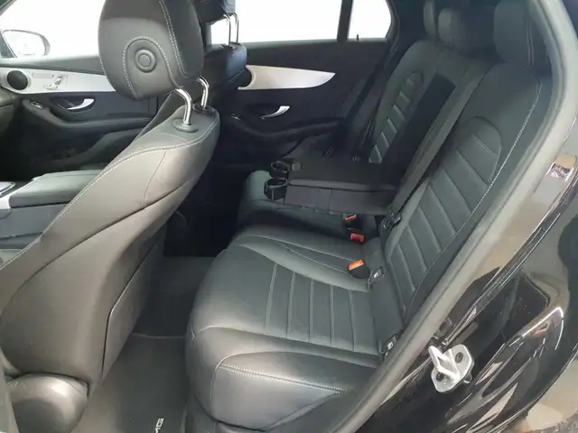 Mercedes-Benz GLC view 14
