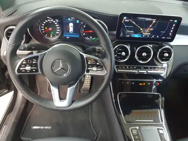 Mercedes-Benz GLC view 9