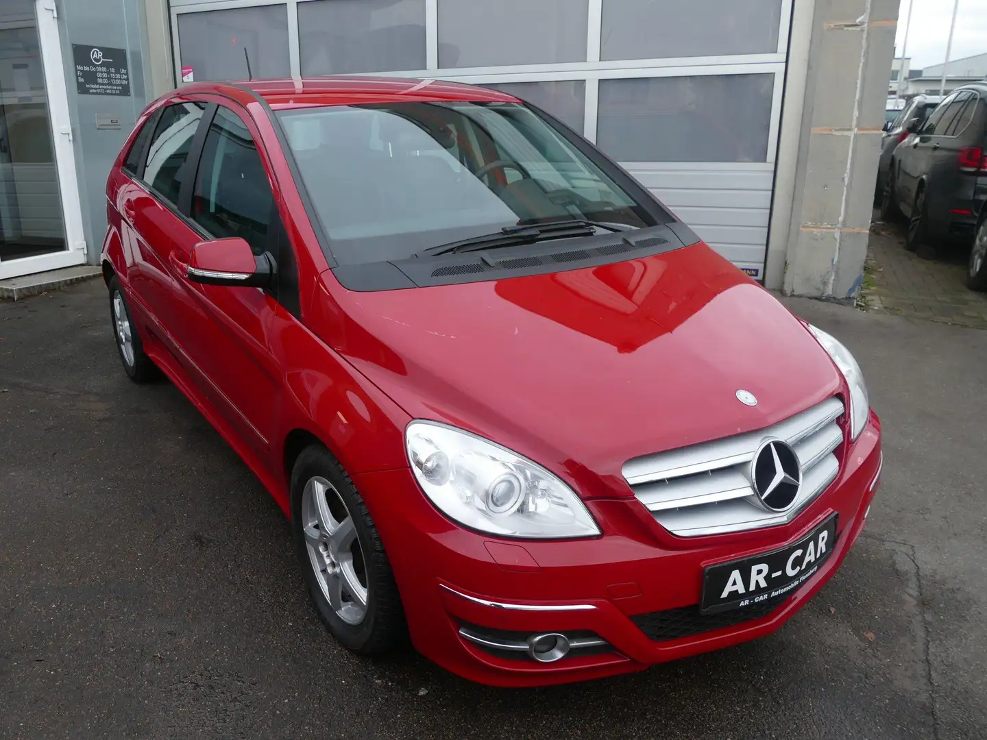 Mercedes-Benz B 200 B-Klasse Klima Xenon Navi Sitzheizung Einparkhilfe Rojo - 2