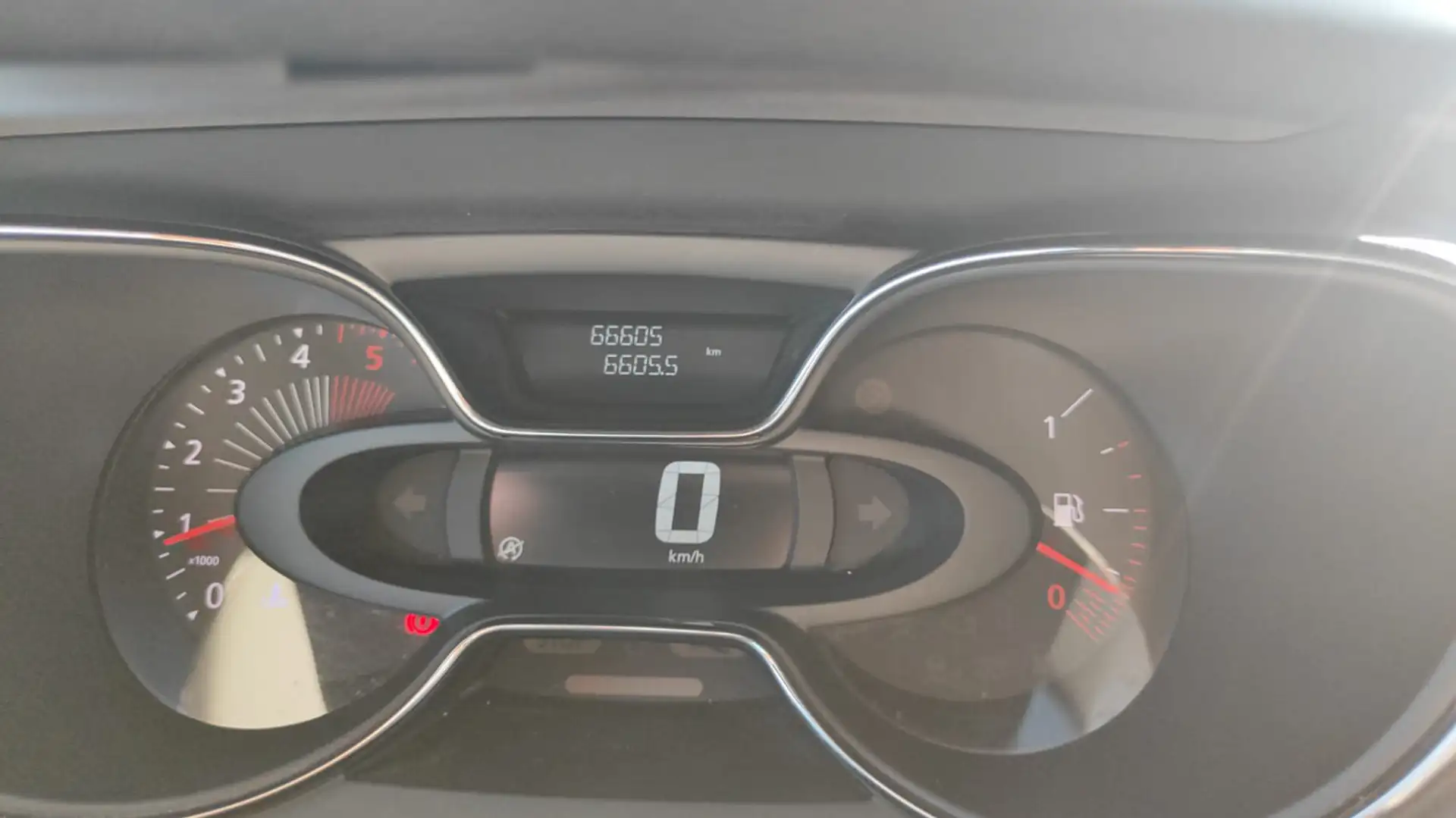 Renault Captur Captur dCi 8V 90 CV Start&Stop Energy Hypnotic Grigio - 2