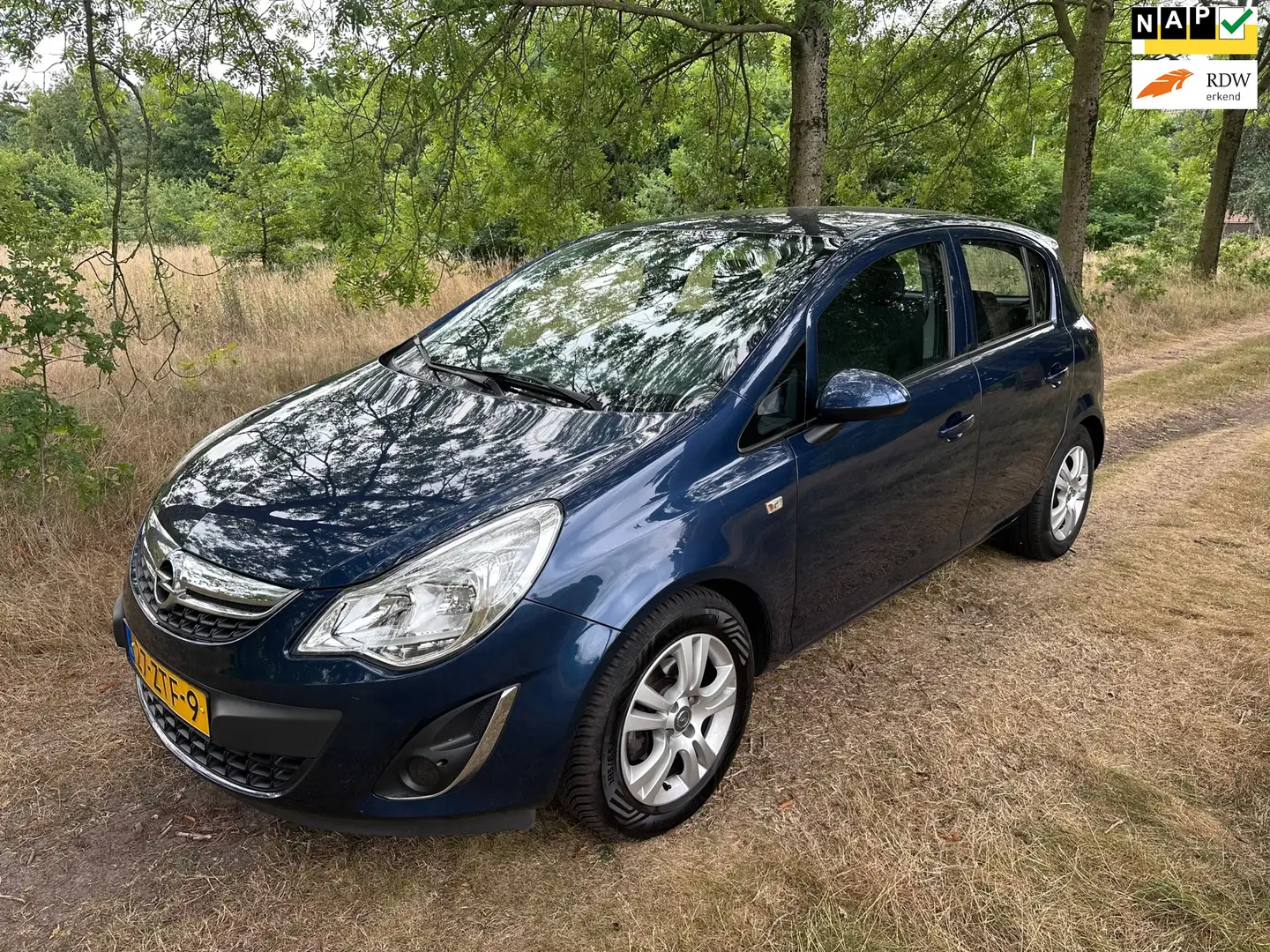 Opel Corsa 1.4-16V Cosmo apk t/m 31-01-2026 Mavi - 1