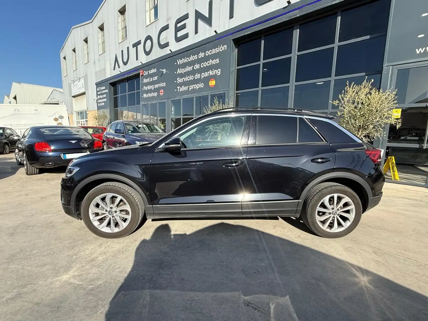 Volkswagen T-Roc 1.0 TSI Life 81kW Negro - 2