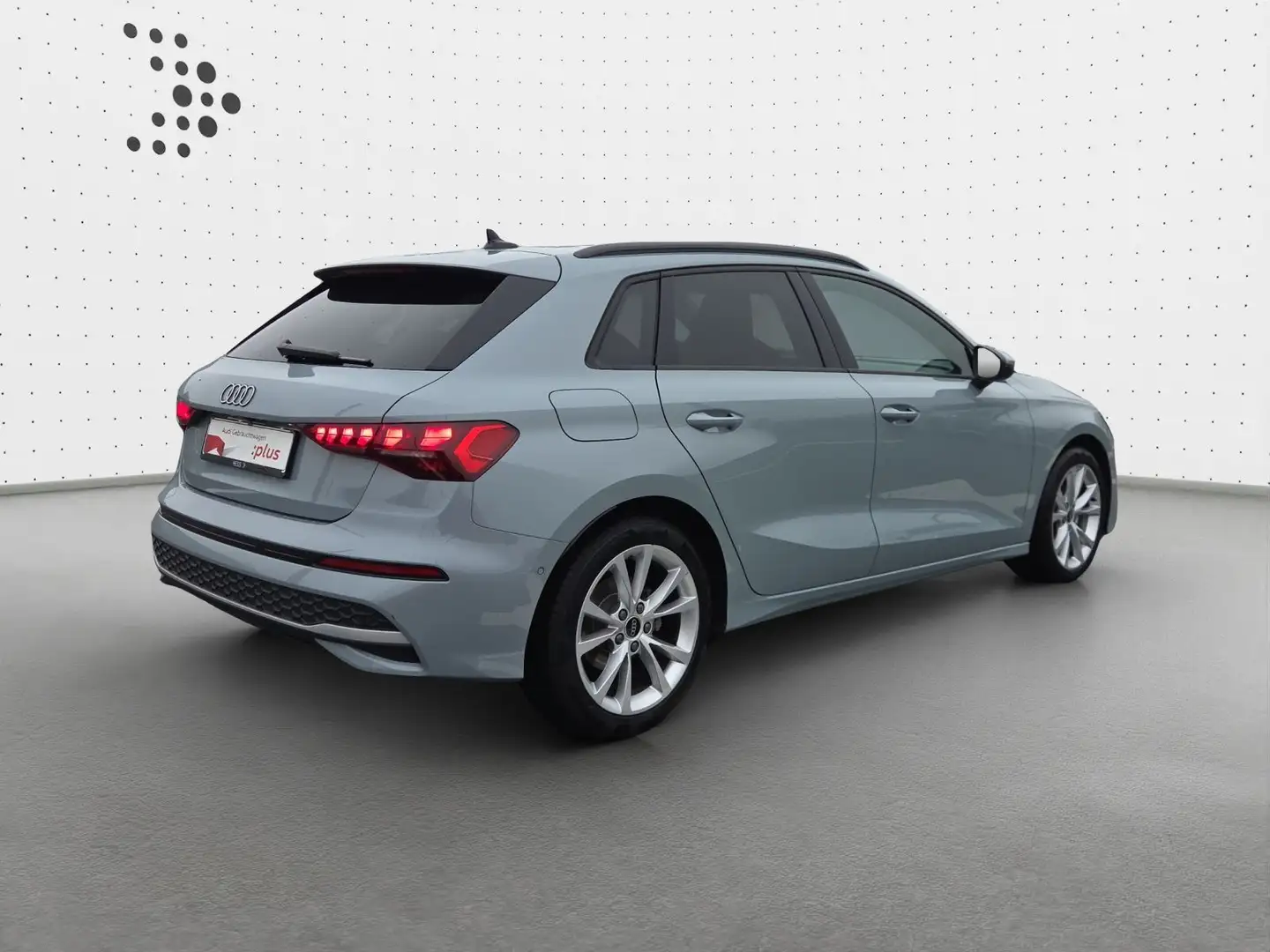 Audi A3 35 TFSI advanced*AHK*NAVI-PLUS*LED* Grijs - 2