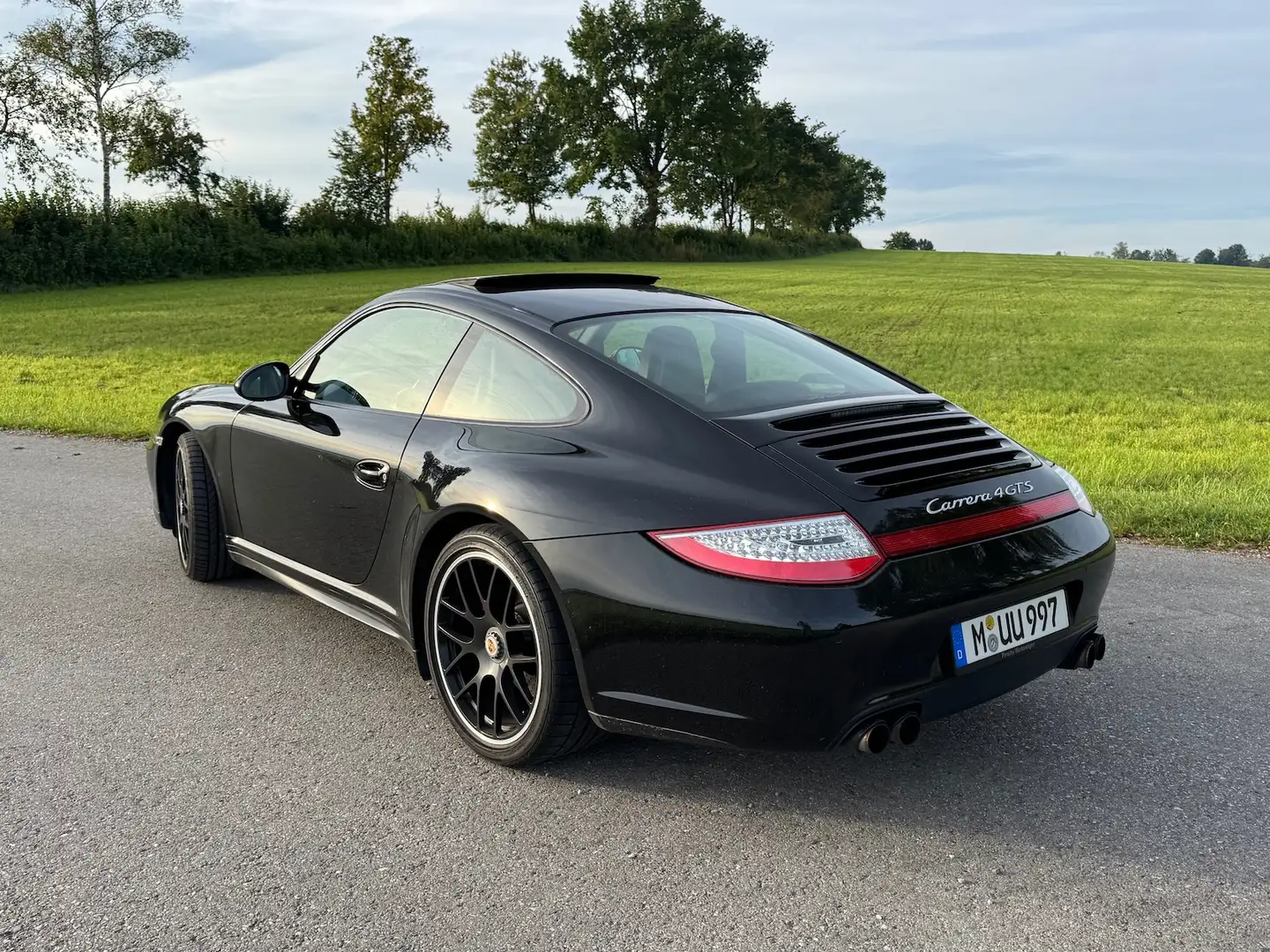 Porsche 997 911 Carrera 4 GTS PDK Schwarz - 1
