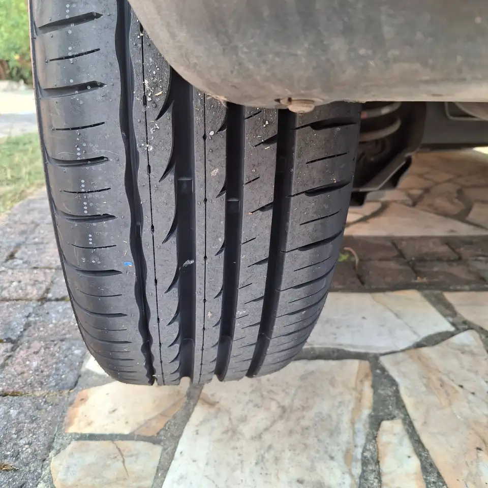 Renault Captur — photo 16