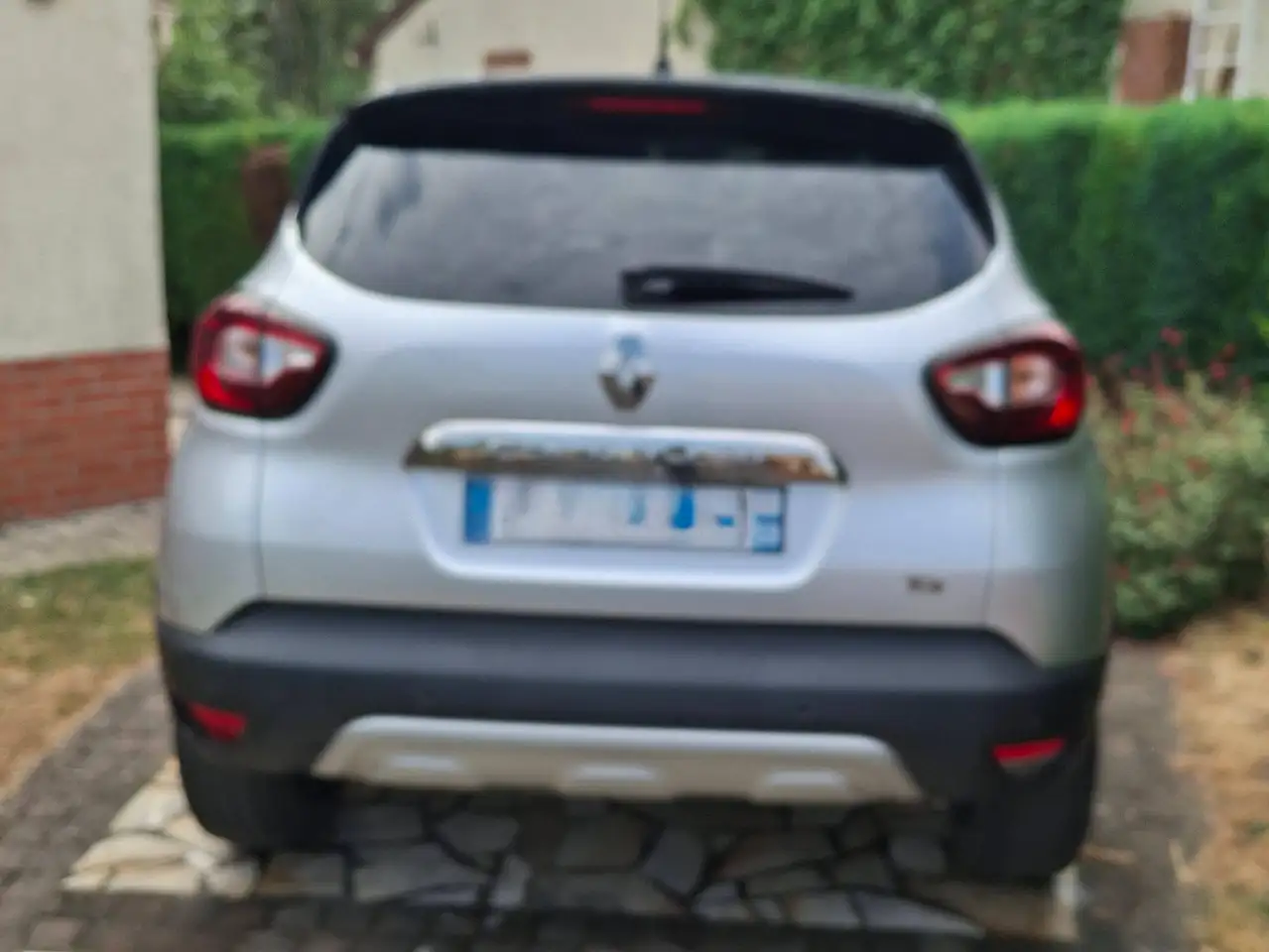 Renault Captur — photo 2