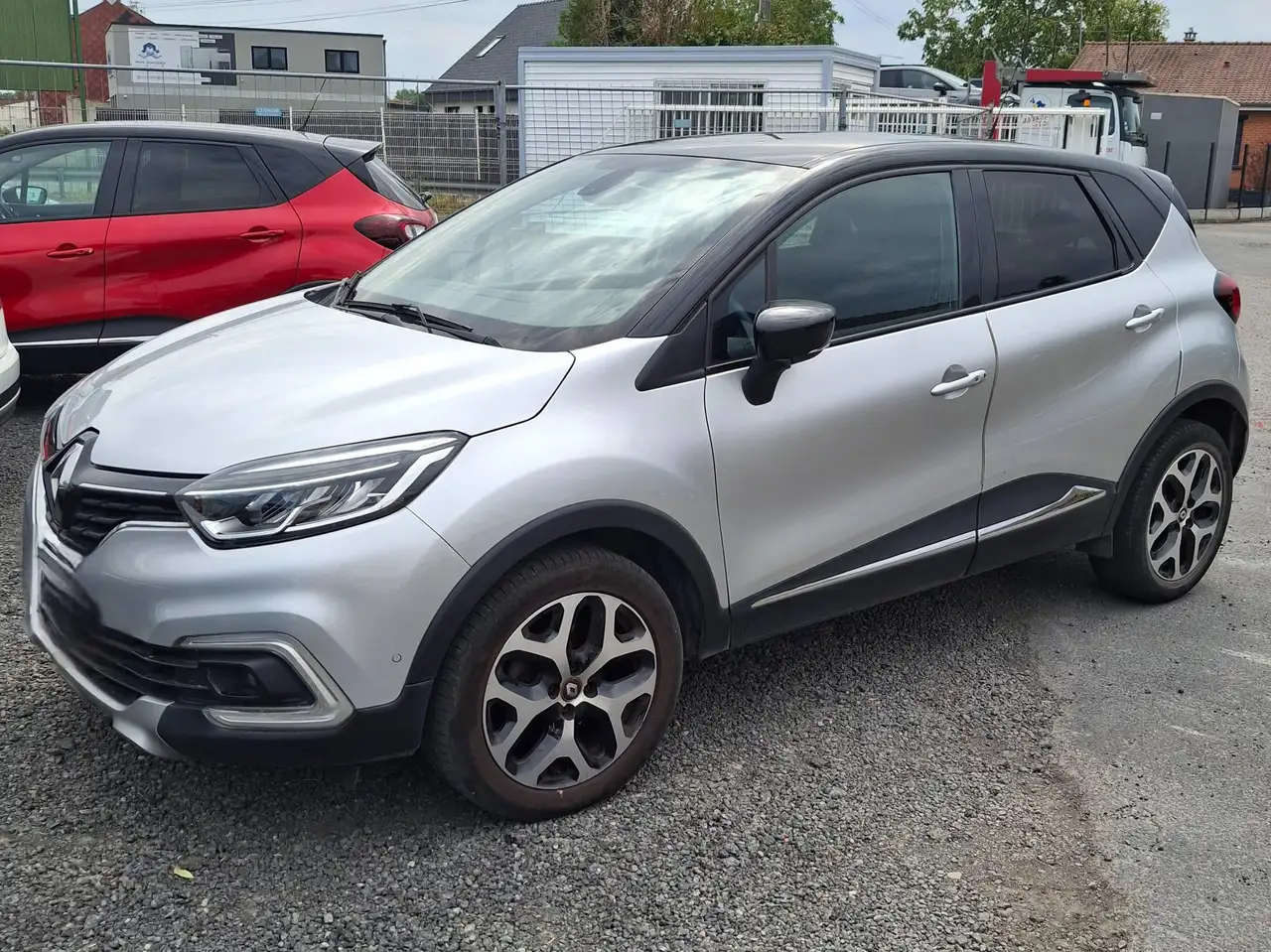 Renault Captur — photo 3