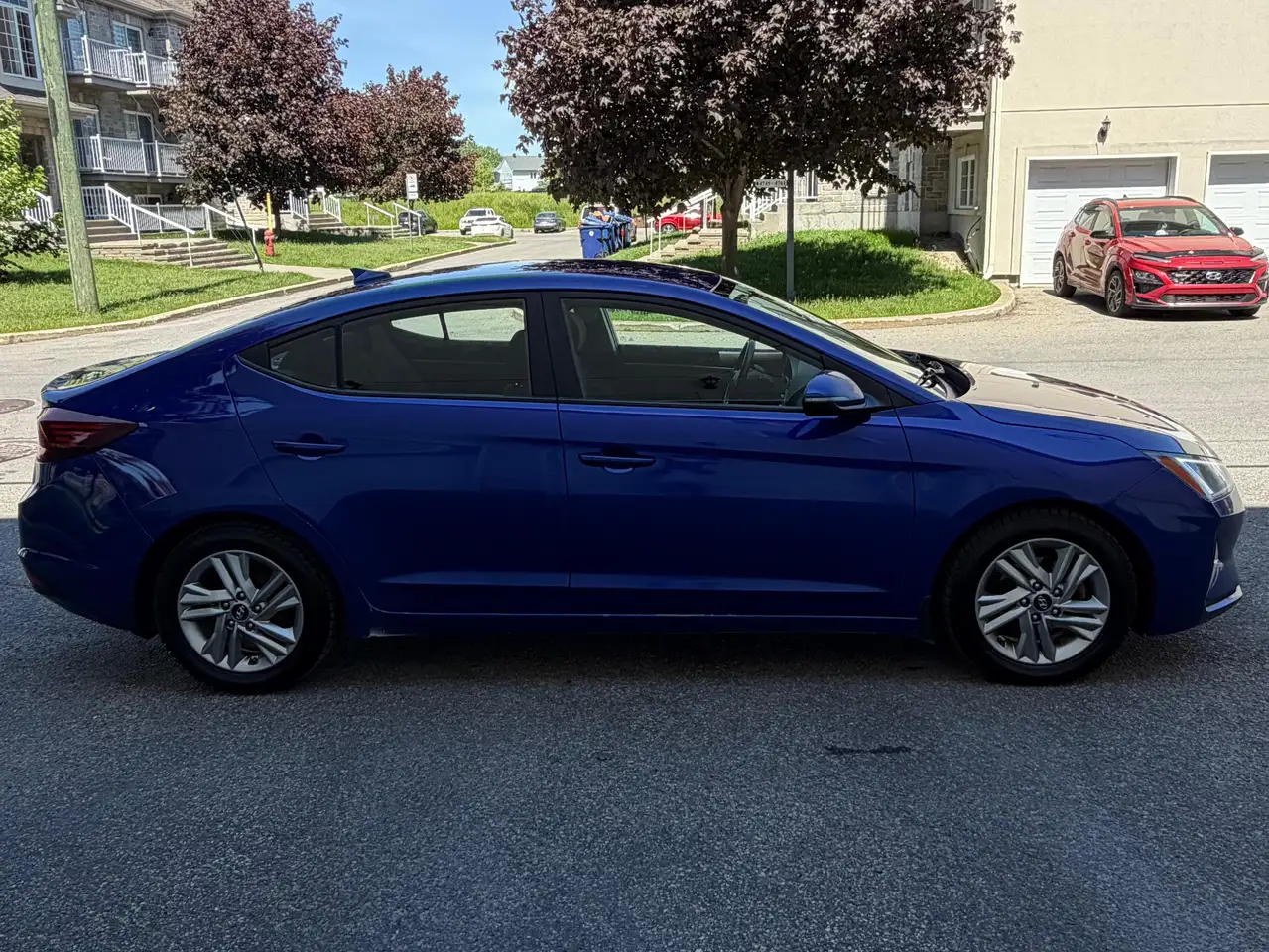Hyundai ELANTRA fotografie Hyundai ELANTRA