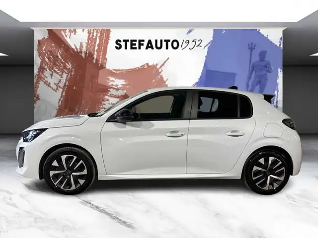 Peugeot 208 view 3