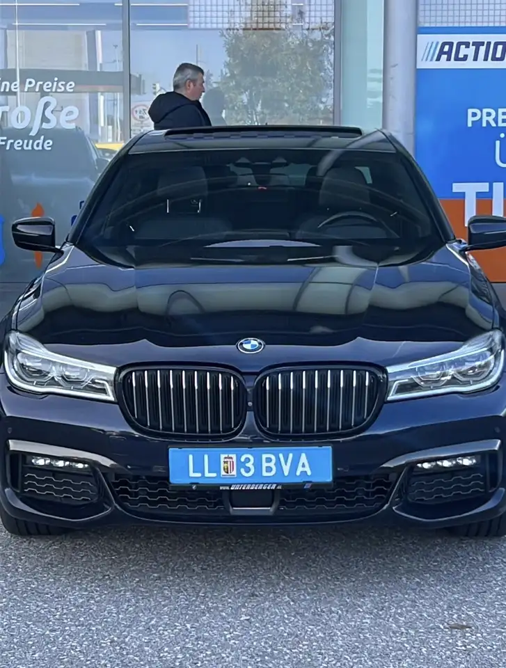 BMW 730