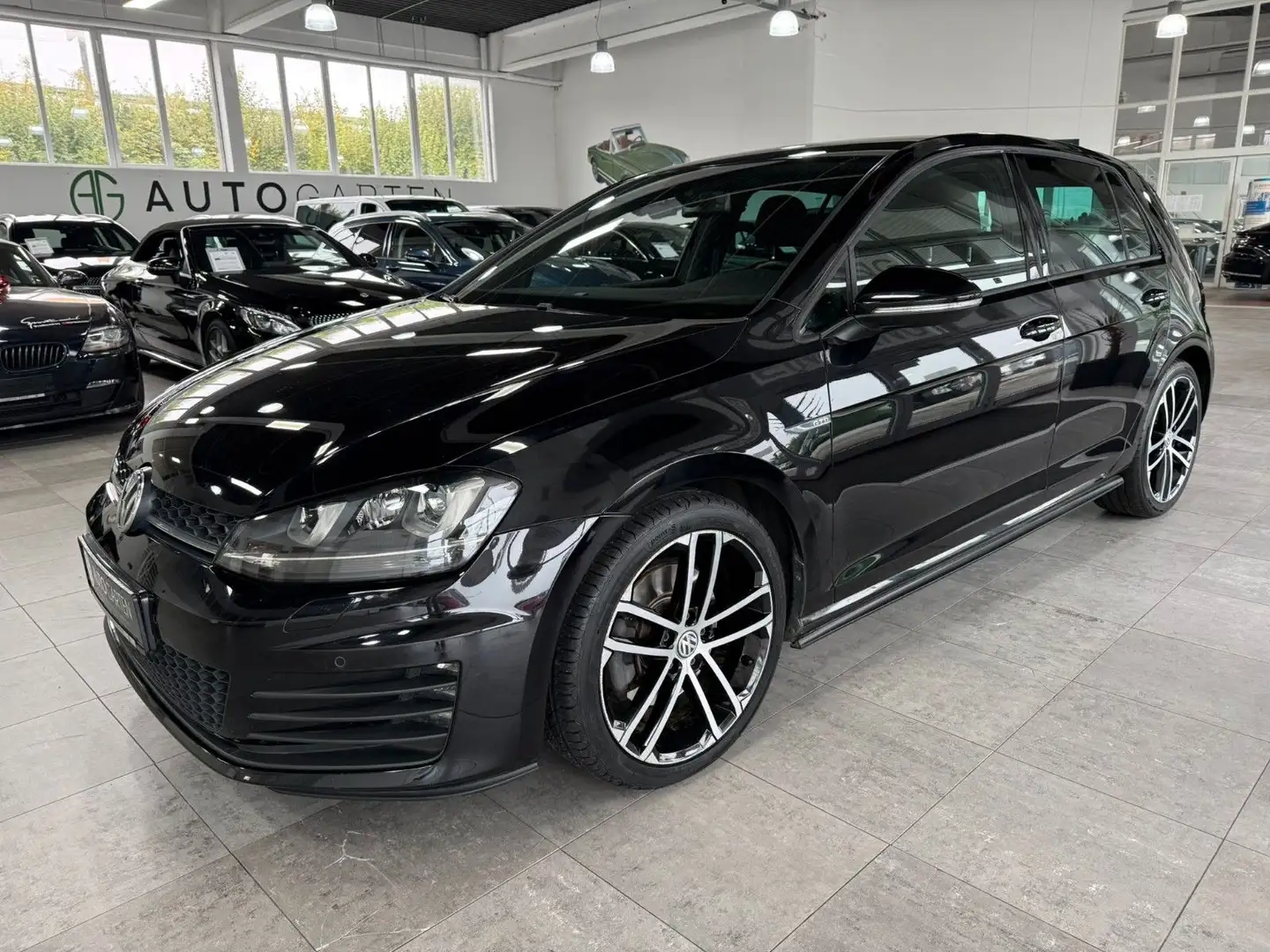 Volkswagen Golf VII Lim. GTD *PDC*Navi*Autom.*Bi-Xn*Standh. Schwarz - 1