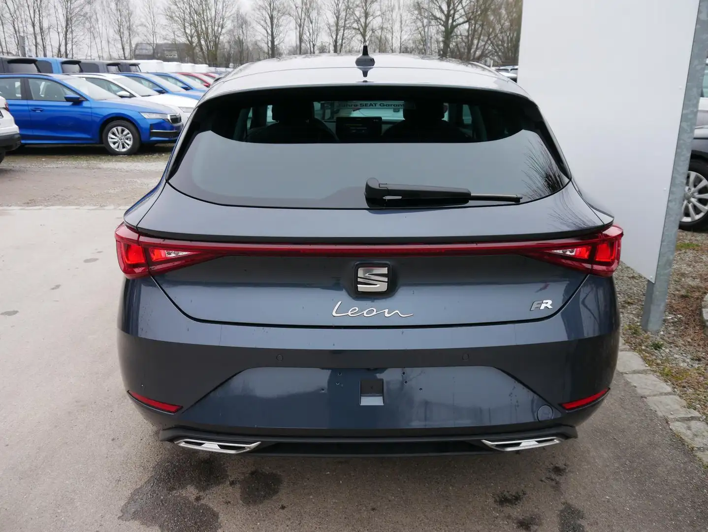 SEAT Leon FR 2.0 TDI DSG DSG*KAMERA*ACC*TEMPOMAT*NAVI*3-Z... Grau - 2