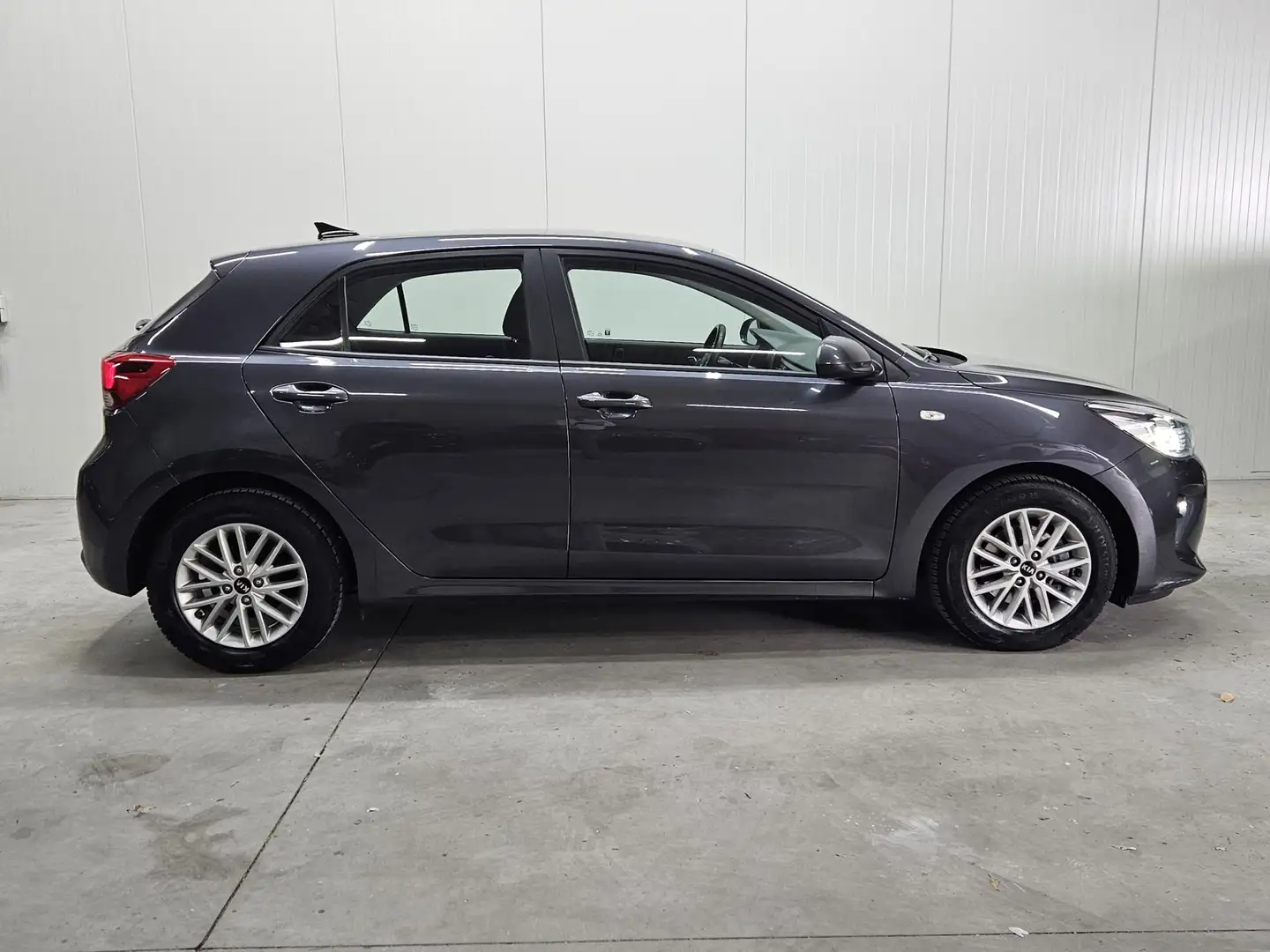 Kia Rio 1.0 TGDI DynamicLine | Achteruitrijcamera | Cruise Grijs - 2
