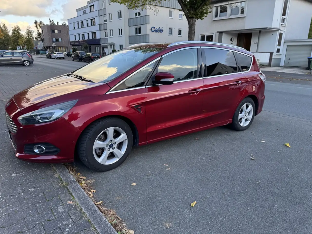Ford S-Max