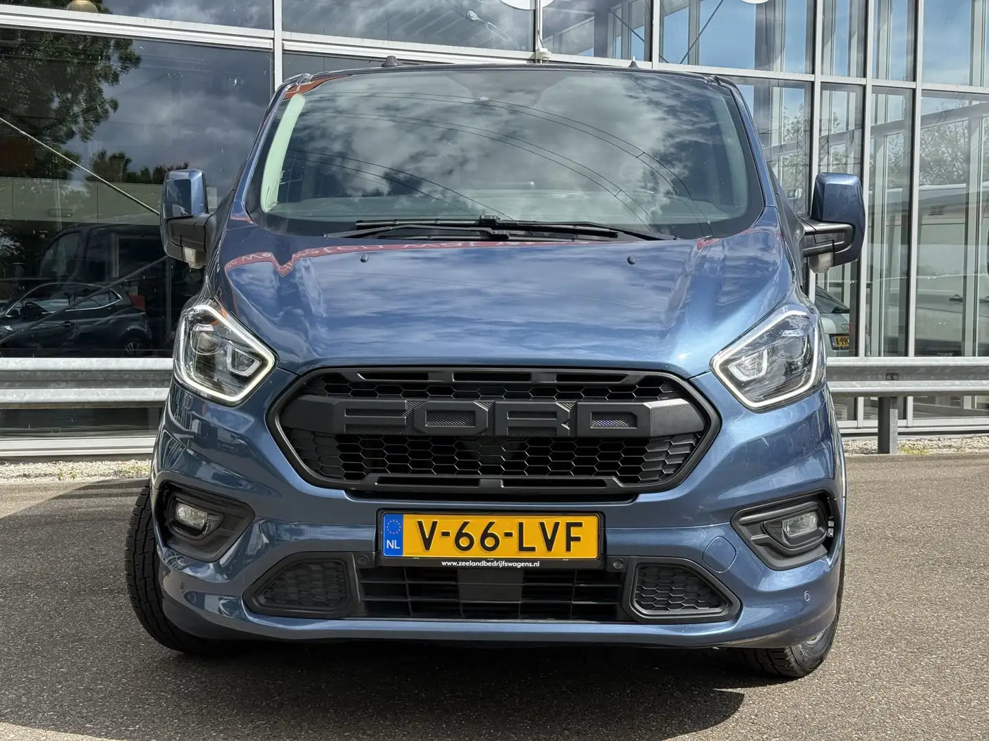 Ford Transit Custom 320 2.0 TDCI L2H1 Sport | 1e Eig | Carplay | Camer Blauw - 2