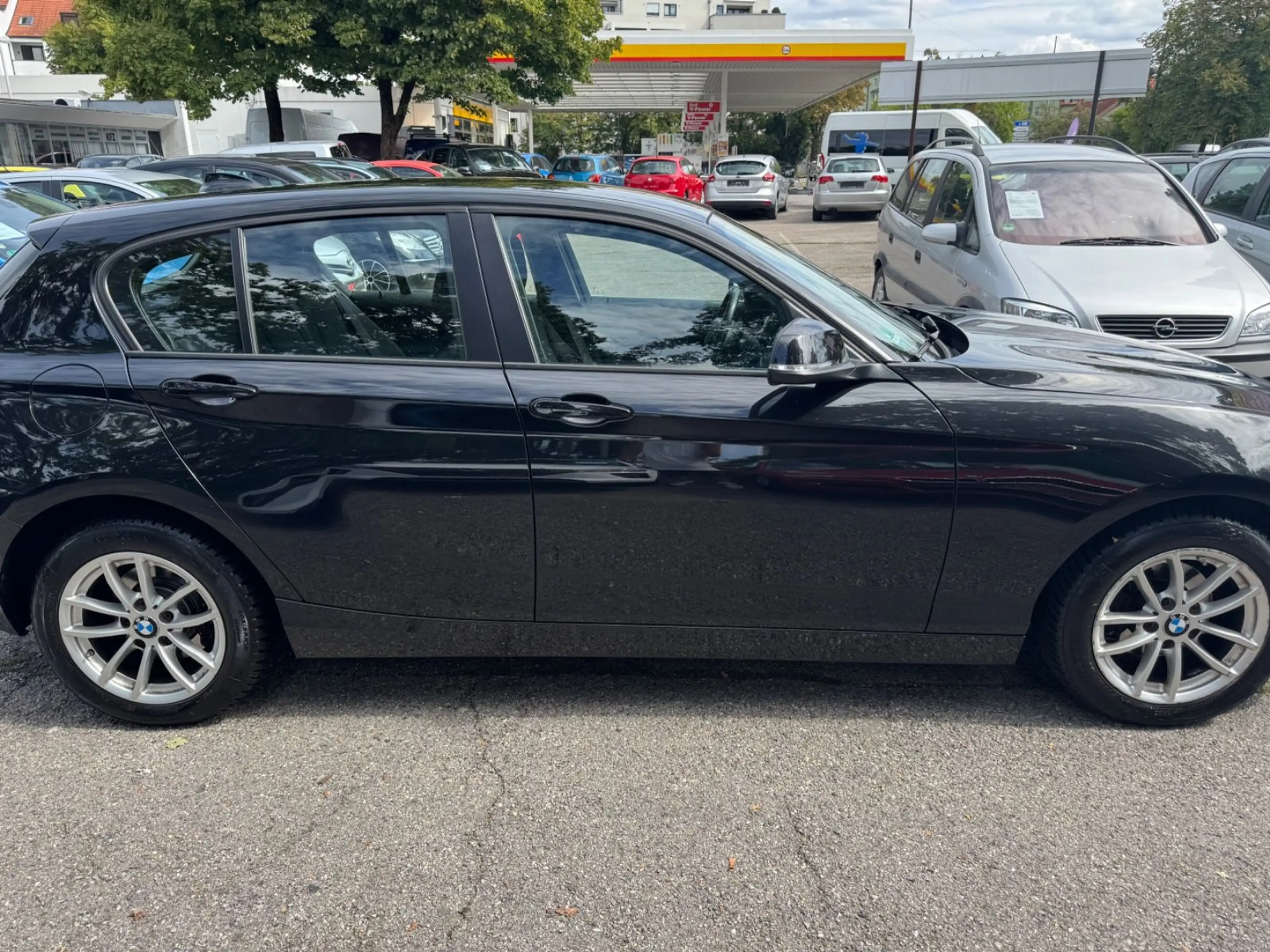 BMW 118 1 Limousine 5-trg. 118 d SHZ PDC AHK — photo 8