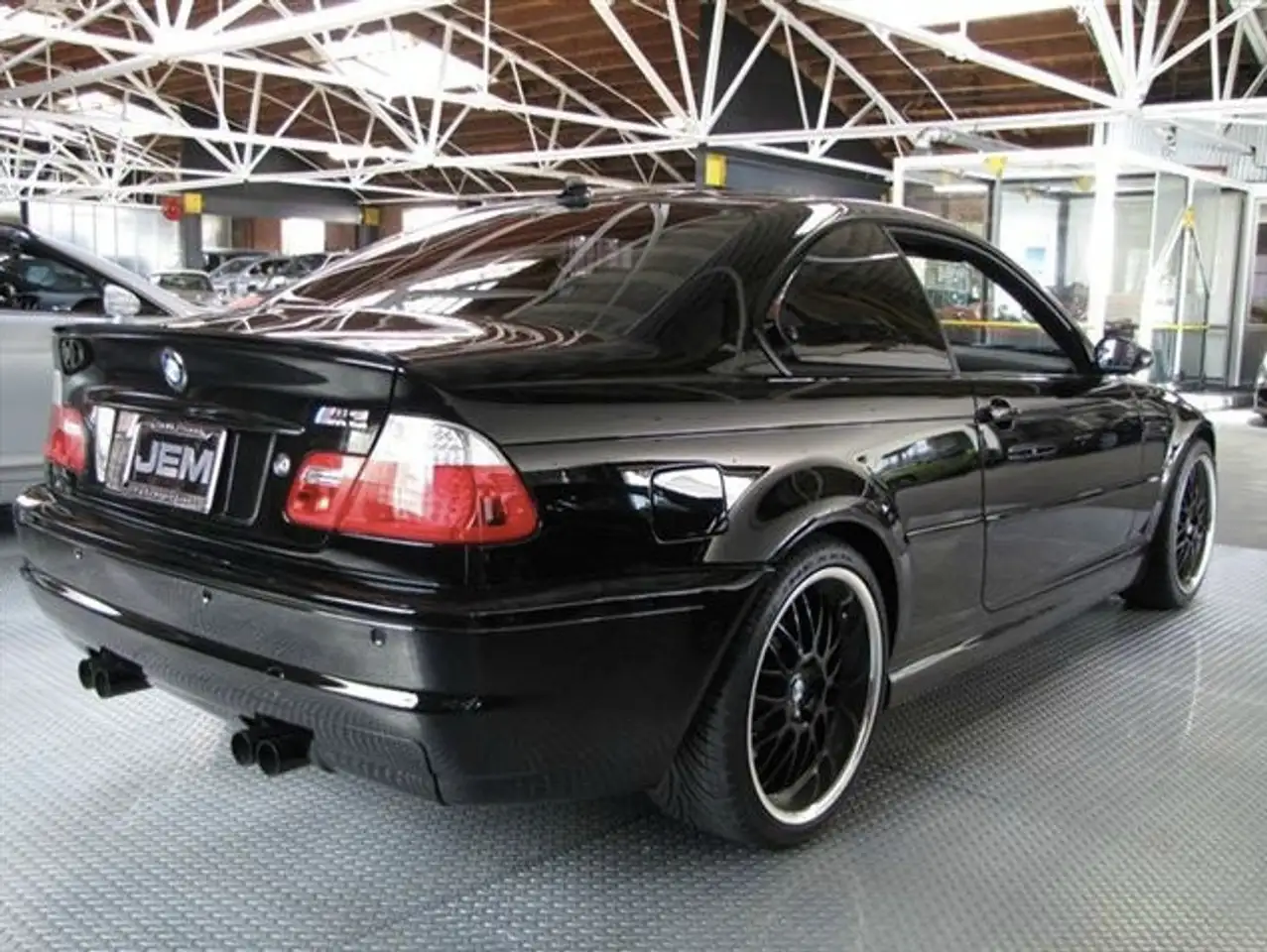 BMW M3 снимка BMW M3