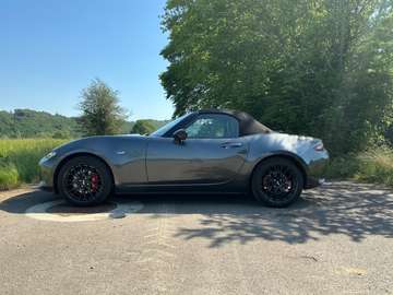 MX-5 2.0i Skyactiv-G Homura