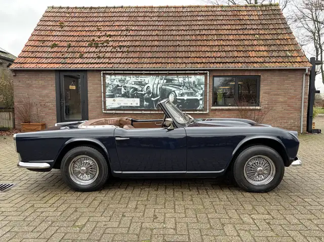 Triumph TR4 Royal Blue, 1964