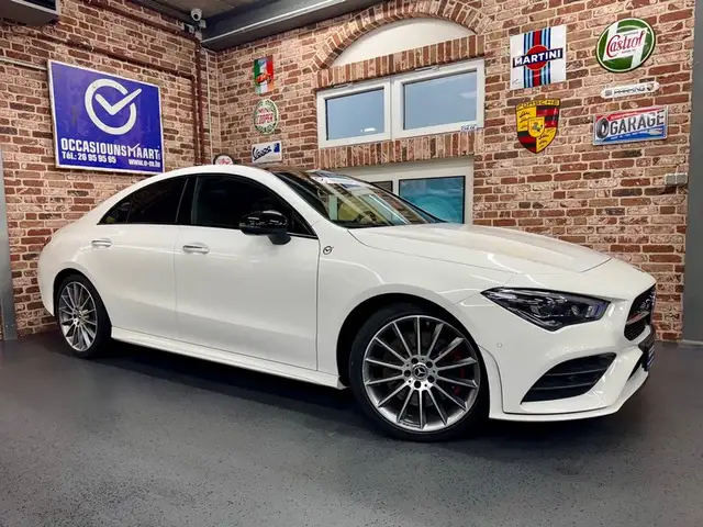 Mercedes-Benz CLA 250 CLA 250 Limousine 2.0 224cv 4x4 AMG-LINE