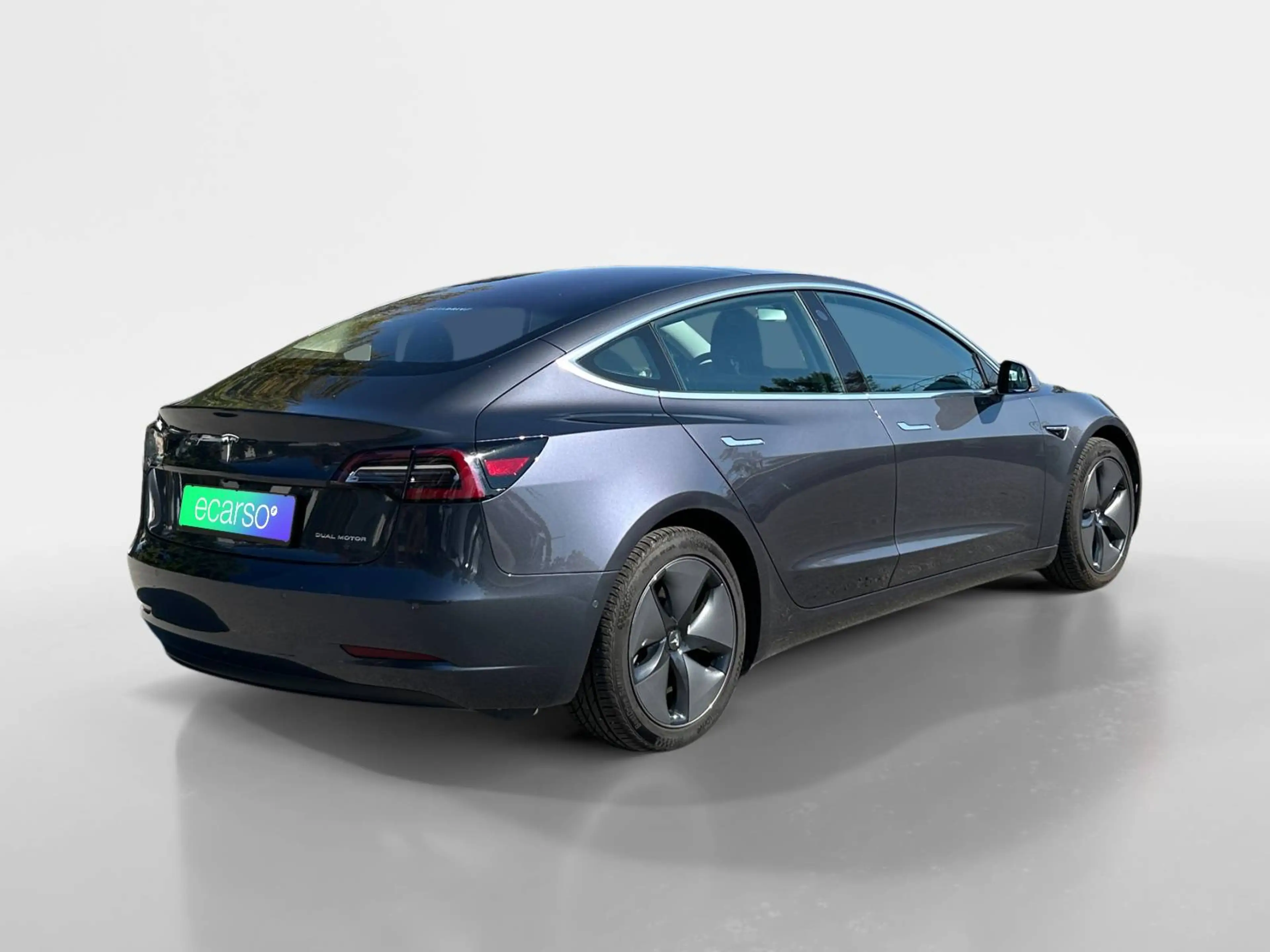 Tesla Model 3 Long Range Dual AWD — photo 5