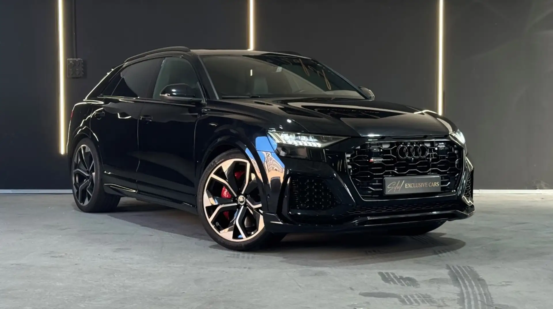 Audi Q8 Todoterreno Automático de 5 Puertas Noir - 1