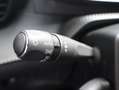 Peugeot 208 GT-Line 1.2 Turbo 100pk H6 | NAVI | CLIMA | CAMERA Geel - thumbnail 23