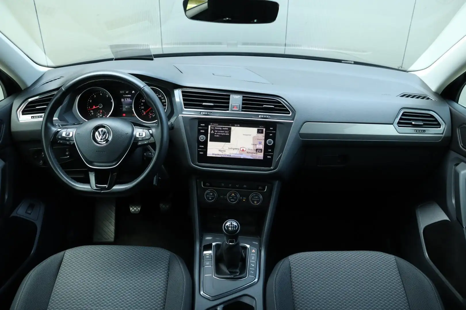 Volkswagen Tiguan Allspace 1.4 TSI / 7 Persoons / 150PK / Pano / Camera / Hea Zwart - 2