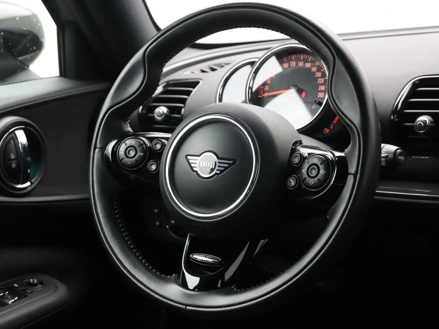 MINI Cooper Clubman Chili Aut. Gris - 2