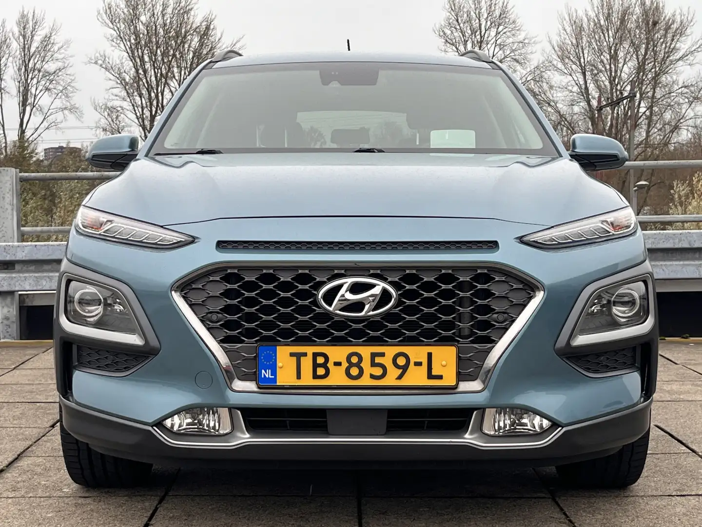 Hyundai KONA 1.0T Premium Luxe uitvoering | Zuinig | Climate Co Blau - 2