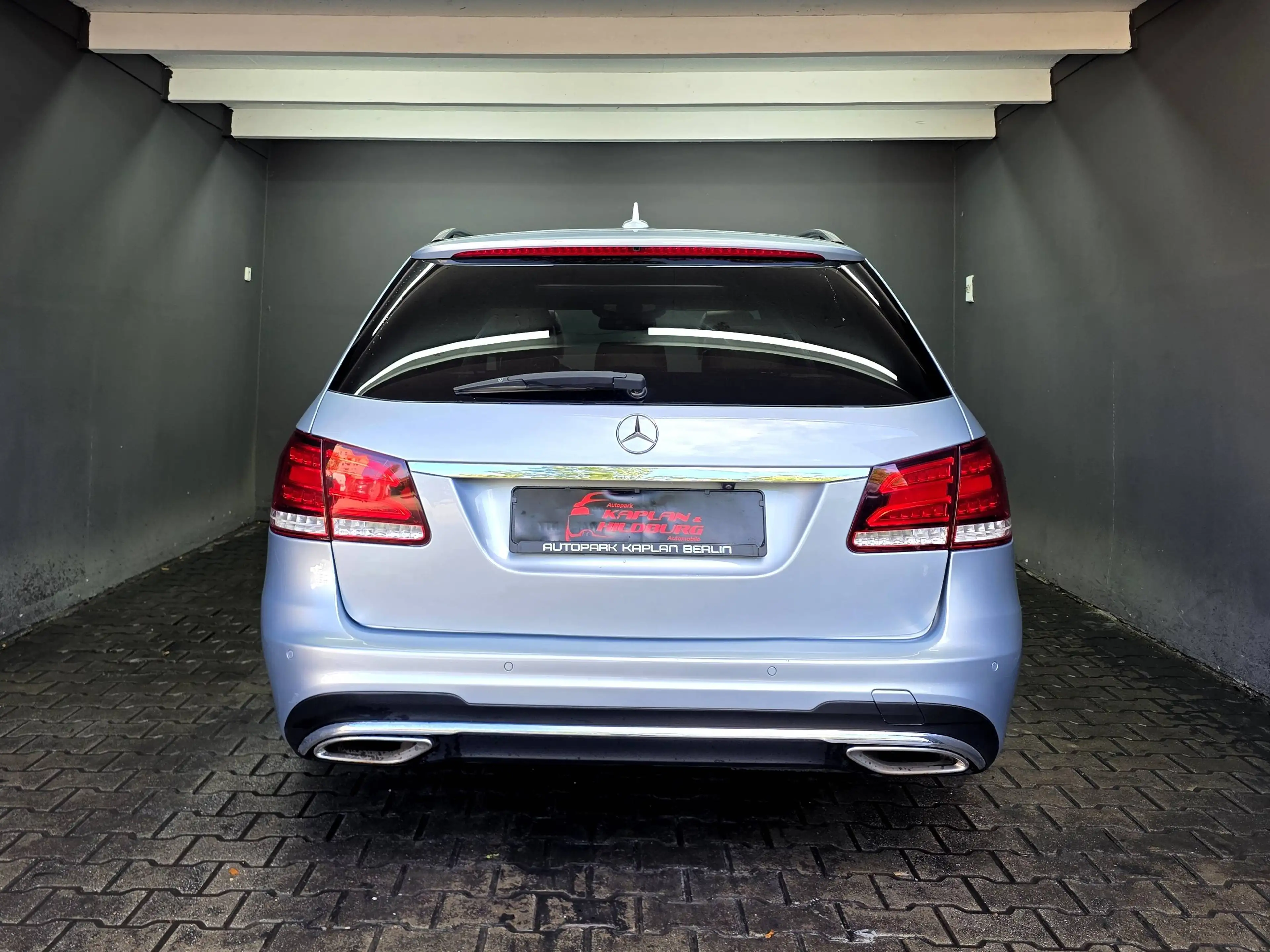 Mercedes-Benz E 350 d T, BLUETEC, AMG LINE, PANO, DISTRONIC, TV — photo 5