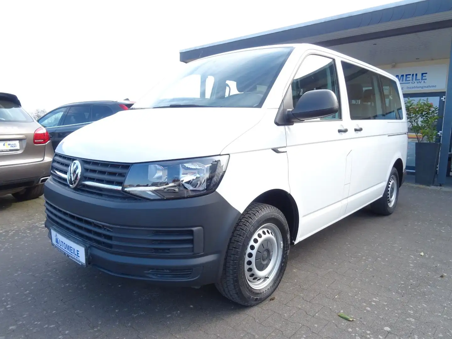 Volkswagen T6 Transporter 1. HAND 8 SITZER * 18.000 KM * Blanc - 1