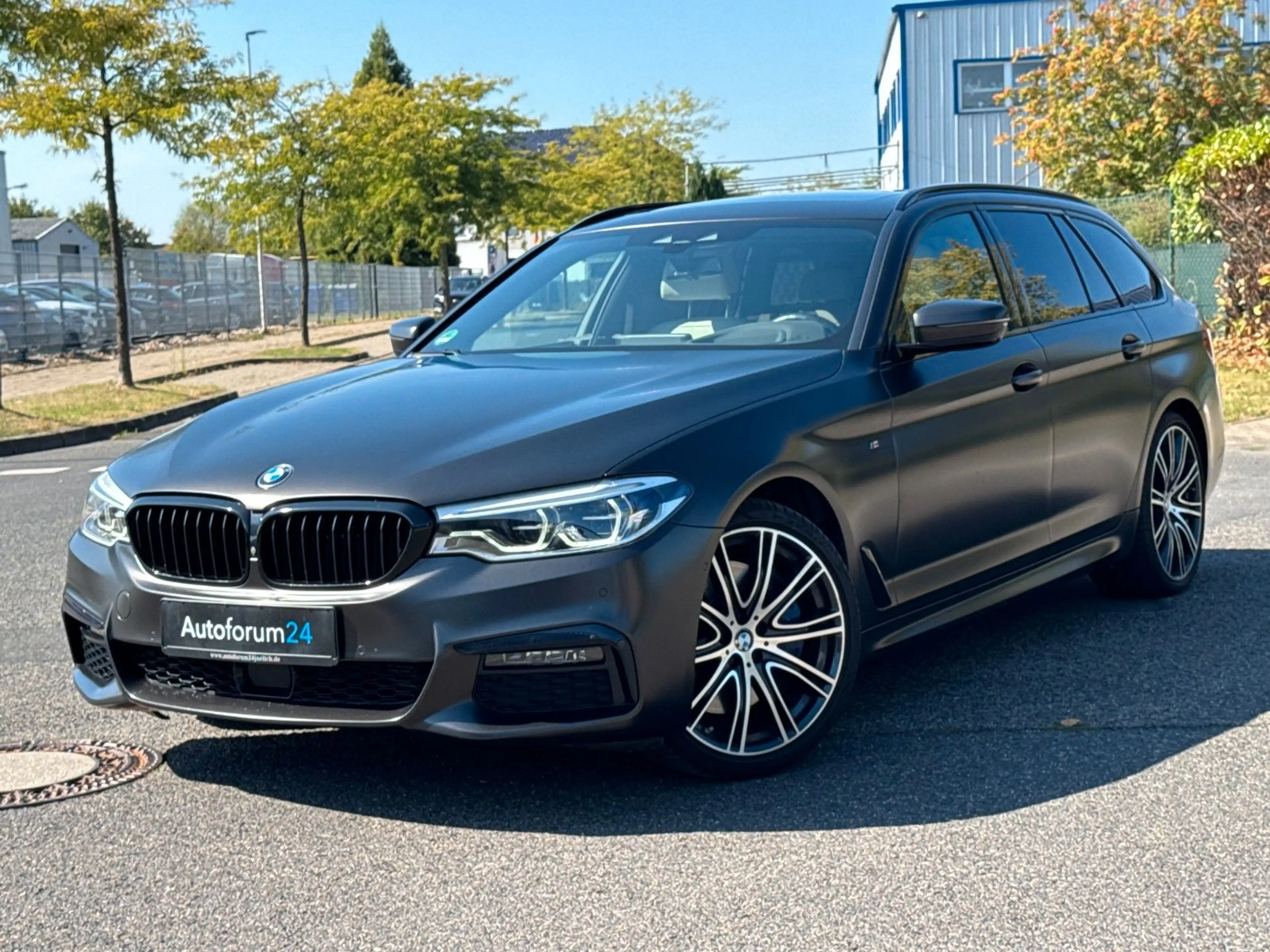 BMW 540 d Touring xDrive M Sport*Autom.*Pano*HUD*
