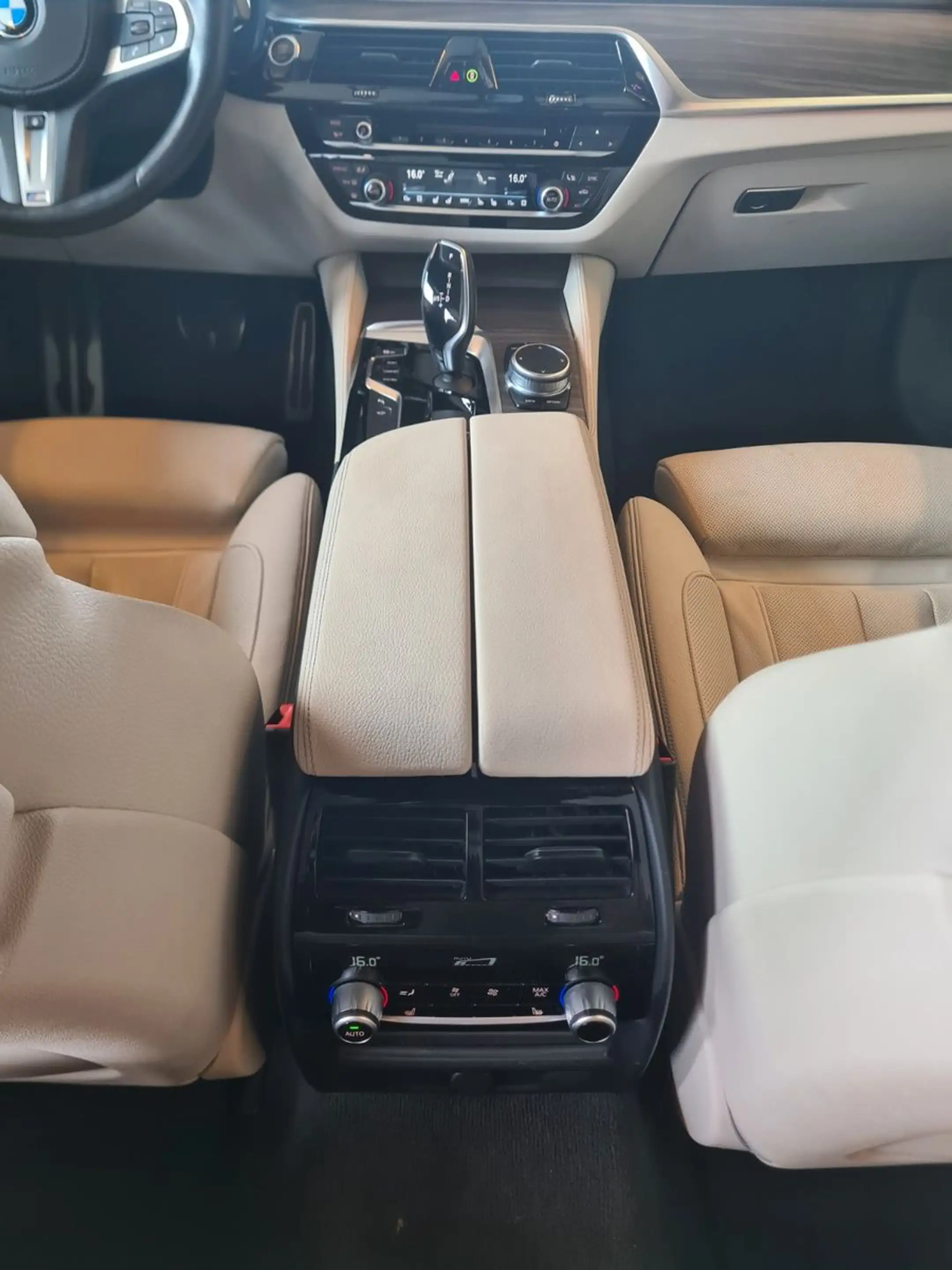 BMW 540 d Touring xDrive M Sport*Autom.*Pano*HUD* — photo 14