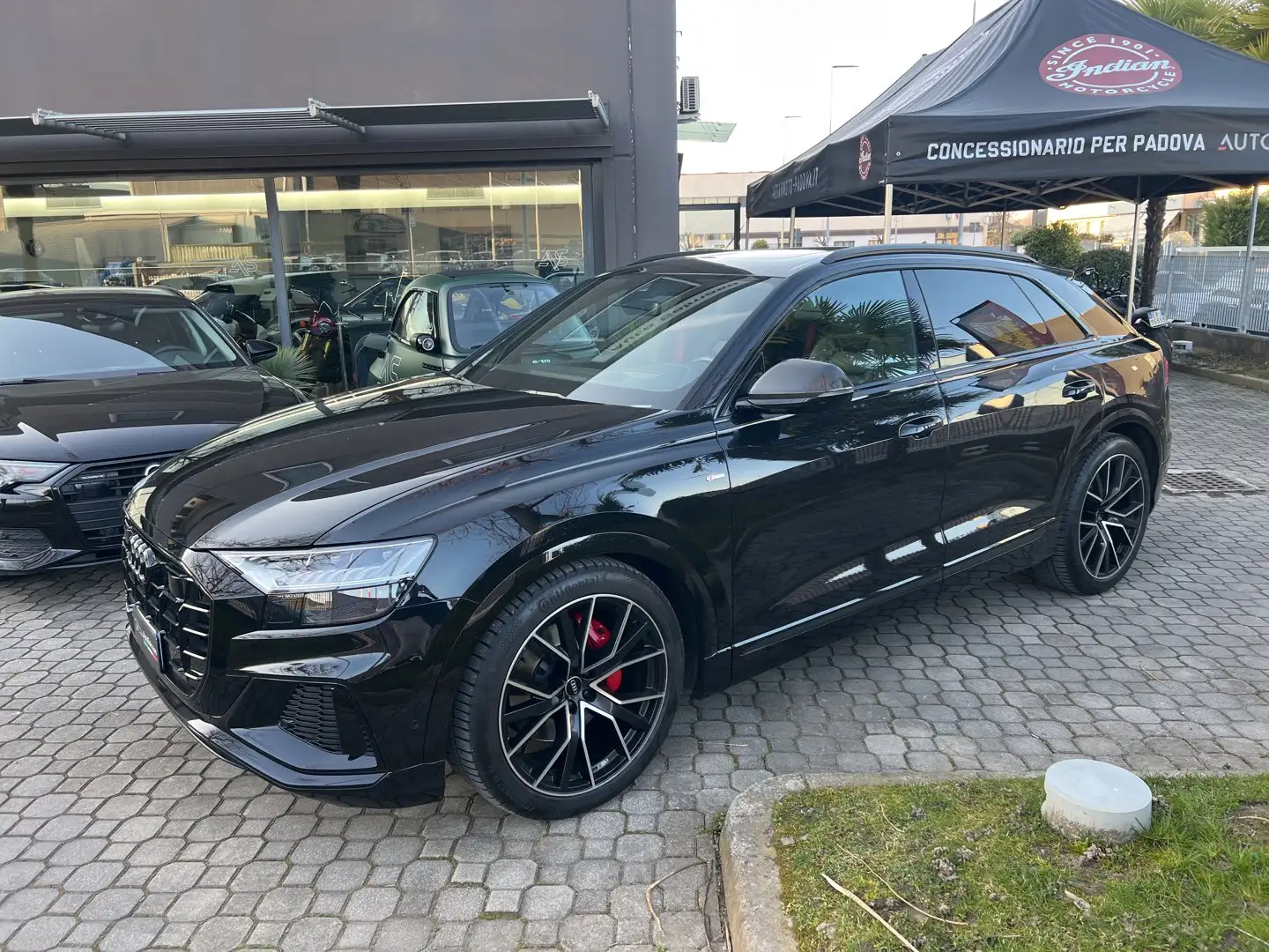 Audi Q8 50 TDI Quattro Tiptronic Sport 286 CV Noir - 1