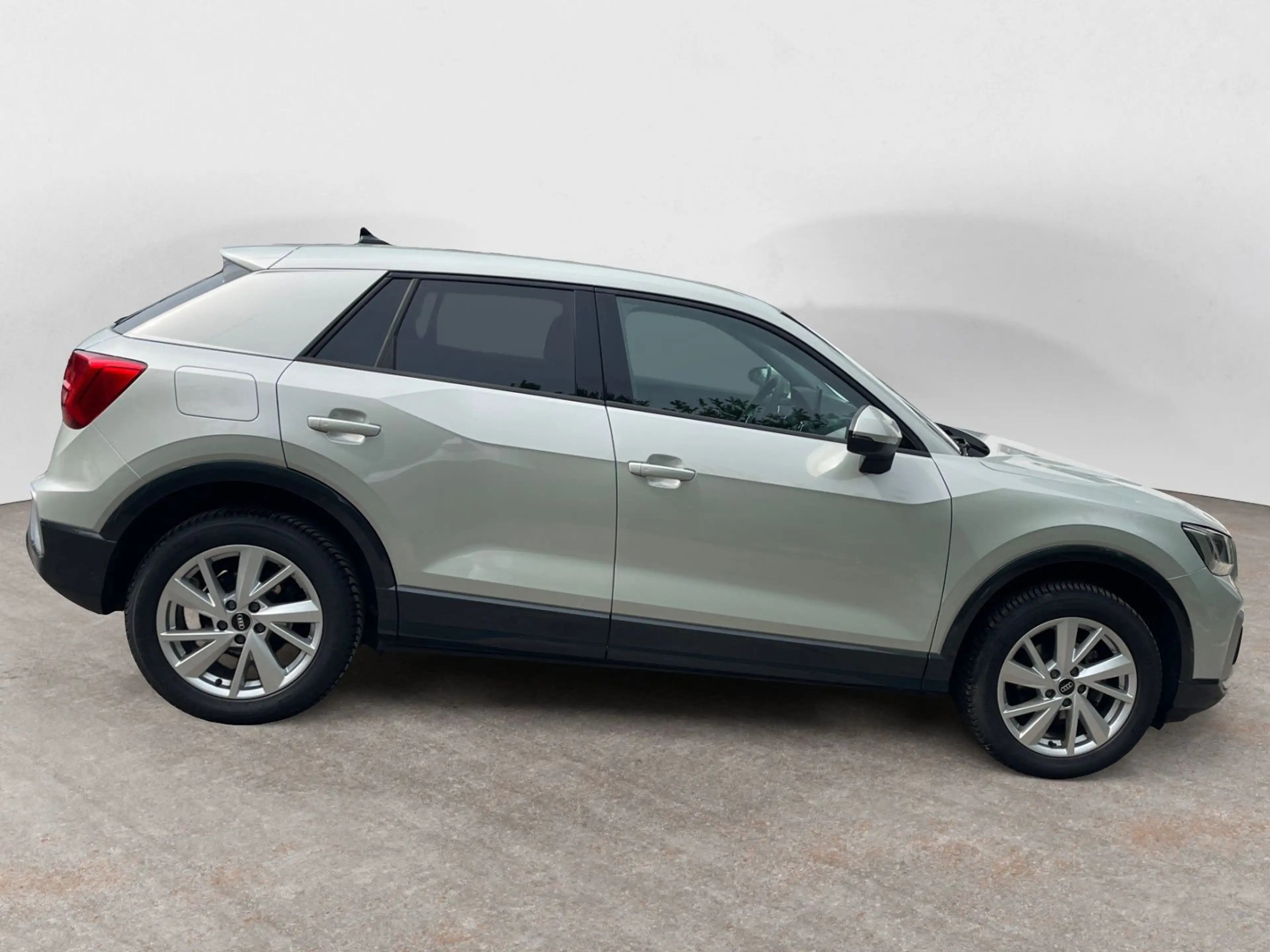 Audi Q2 35 TFSI S-Tronic advanced — photo 8