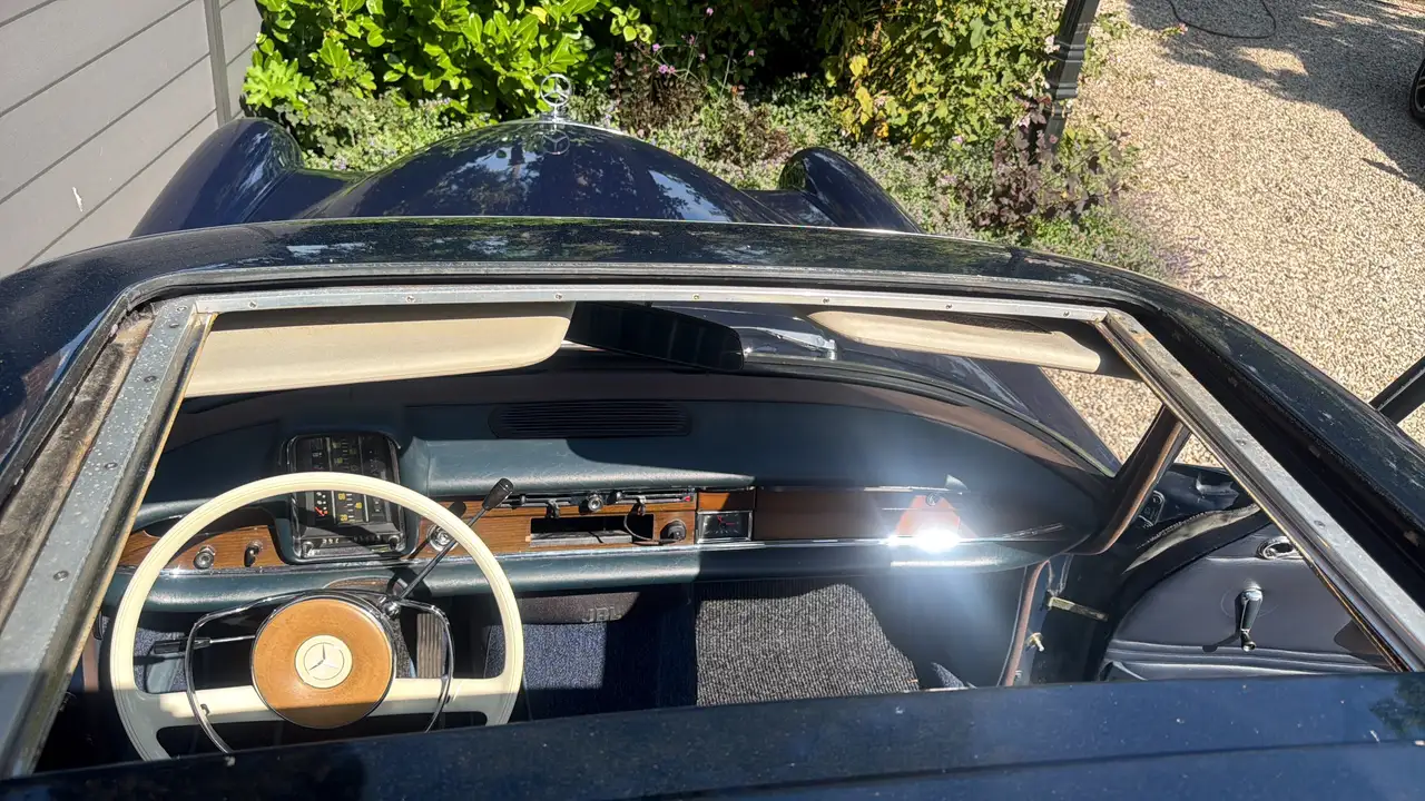 Mercedes-Benz 230 W111 230S, foto 5