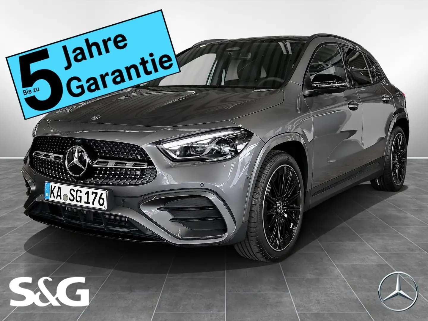 Mercedes-Benz GLA 200 AMG Standhz.+RüKam+M-LED+Pano+AHK+Distro Grau - 1