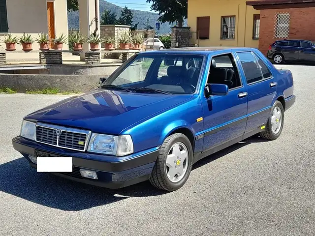 Lancia Thema Ferrari 8.32