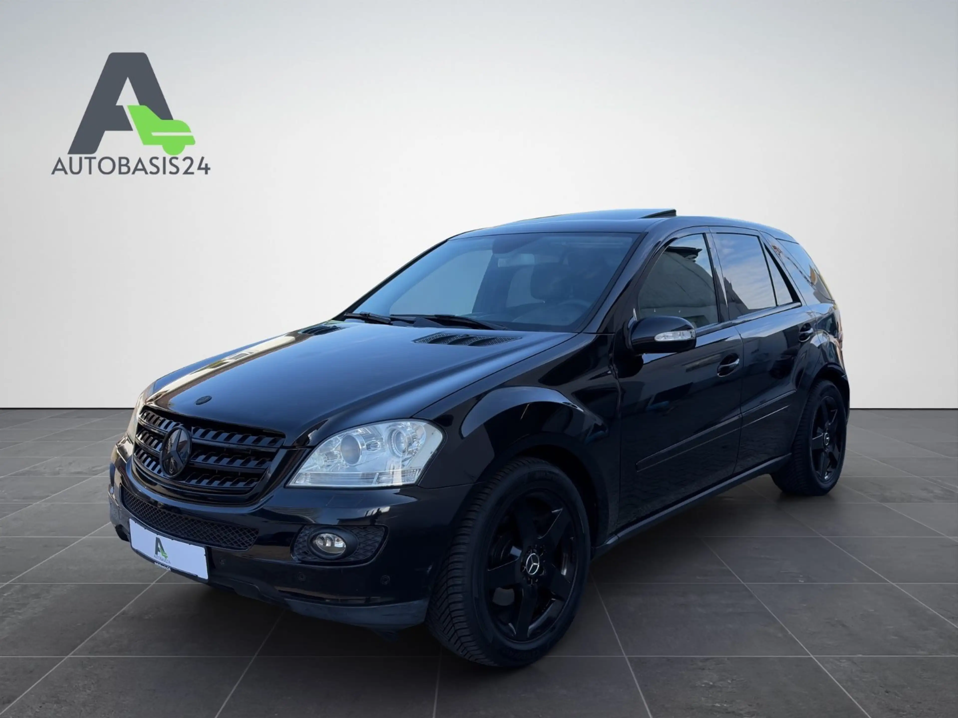 Mercedes-Benz ML 320 CDI 4Matic *NAVI*BI-XENON*TÜV