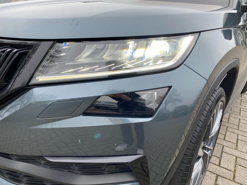 Skoda Kodiaq 2.0 TDI DSG 4x4 RS *AHK *ACC *20" *RKAM *NAVI* — photo 9