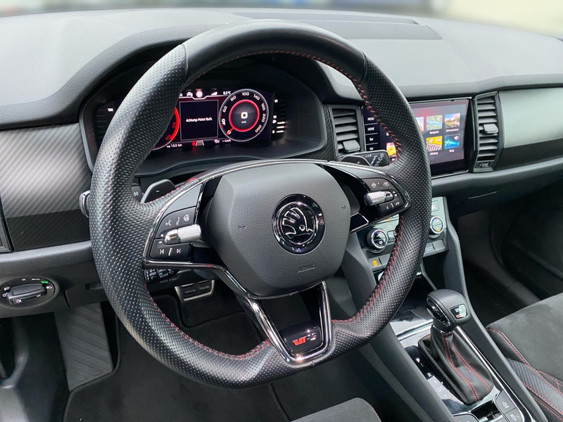 Skoda Kodiaq 2.0 TDI DSG 4x4 RS *AHK *ACC *20" *RKAM *NAVI* — photo 12